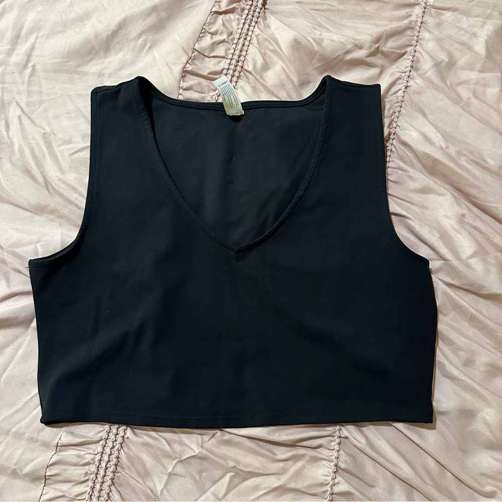 Yogalicious 2 pack cropped tops - Picture 3 of 9